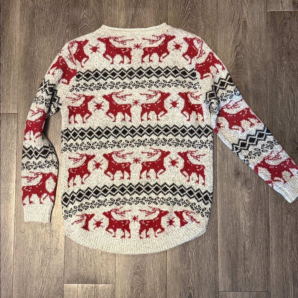 Adorable Christmas Sweater - Picture 7 of 7
